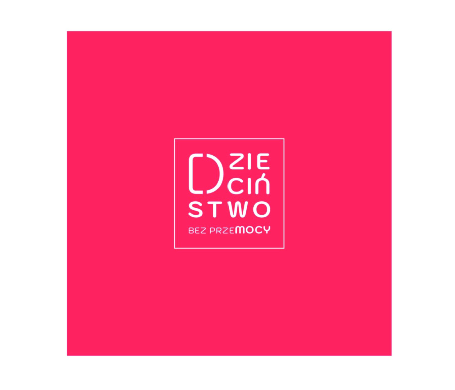 Plansza promująca kampanie - dzieciństwo bez przemocy. Białe litery na czerwonym tle